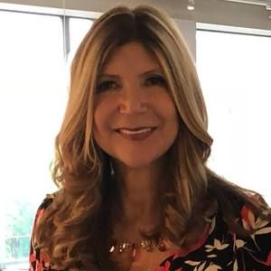 Meet your Posher, Estelle